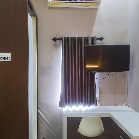Reddoorz Syariah Near Sultan Syarif Kasim II Airport Hotel Pekanbaru Exterior photo